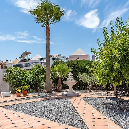 Chic Retreat With A Spacious Garden, Near Burriana *